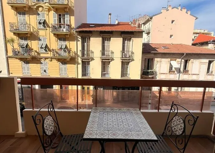 Beautiful - Terrace شقة نيس
